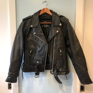 Vintage Women’s Leather Motorcycle Jacket, with removable liner. Size Large